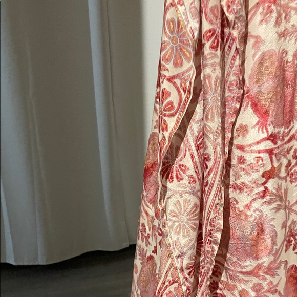 Chic Pink Floral Maxi Dress - Picture 11 of 13